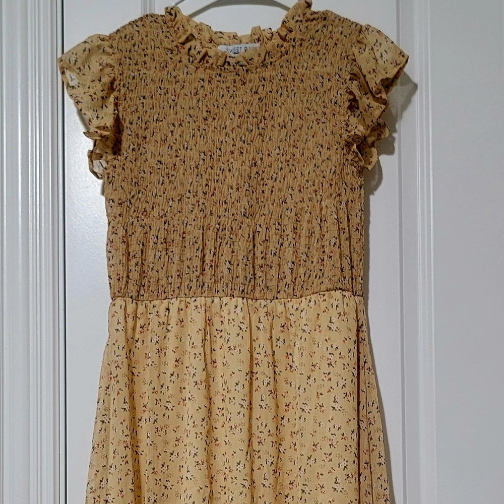 Sweet Rain Yellow Floral dress Size L